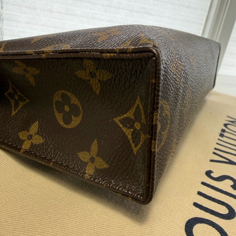 Authentic Louis Vuitton Monogram Canvas Toiletry 26 Pouch Clutch Handbag - Picture 11 of 17